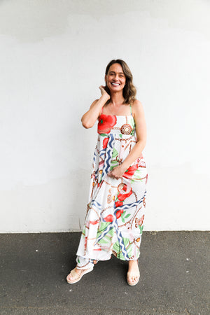 
            
                Load image into Gallery viewer, Lillie Maxi Dress (White Chain Floral)
            
        