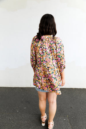 
            
                Load image into Gallery viewer, Sofia Top (Floral Multi)
            
        