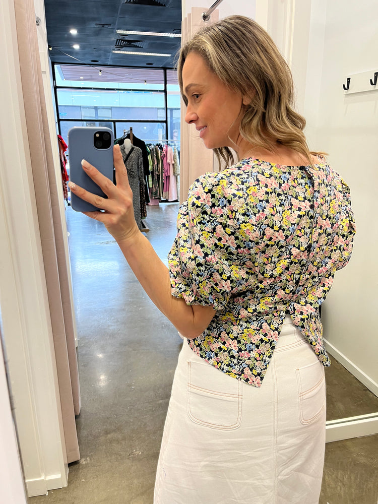 Maisy Top (Floral Multi)