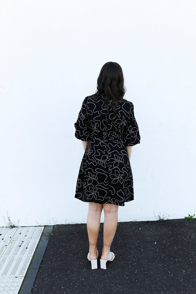 
            
                Load image into Gallery viewer, Eline Dress (Black &amp;amp; White)
            
        