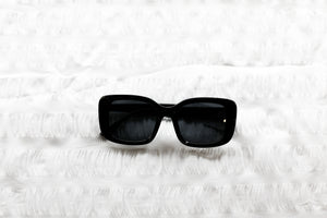 Elisha Oversized Sunglasses (Black)